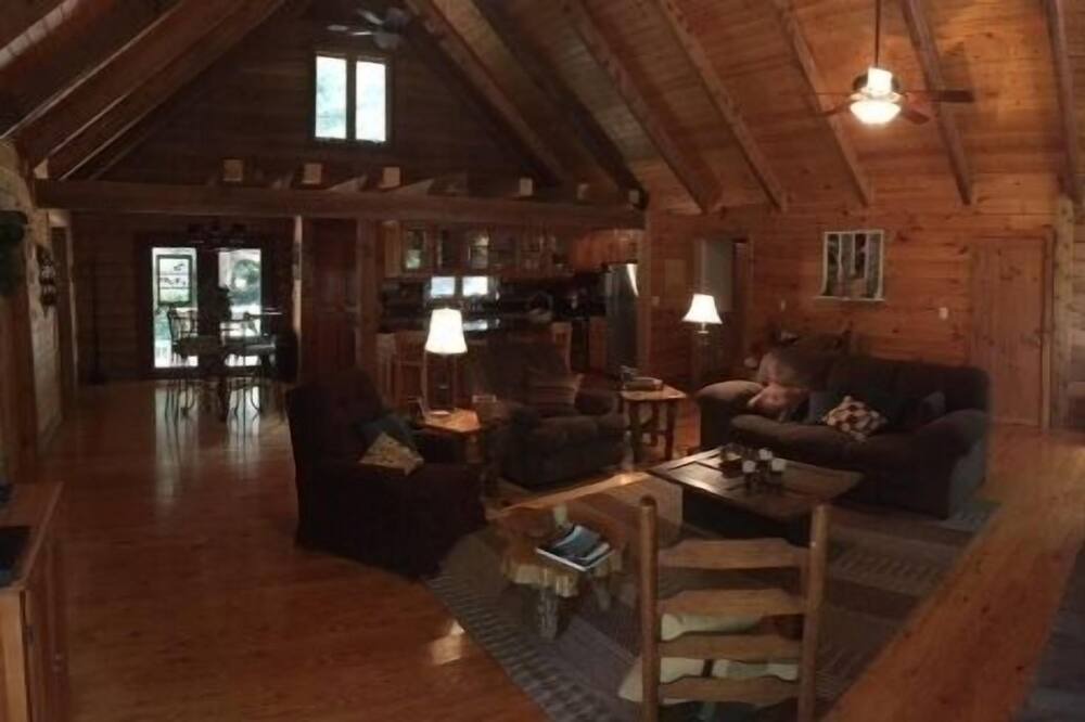 Photo of Bedroom in Horse Shoe