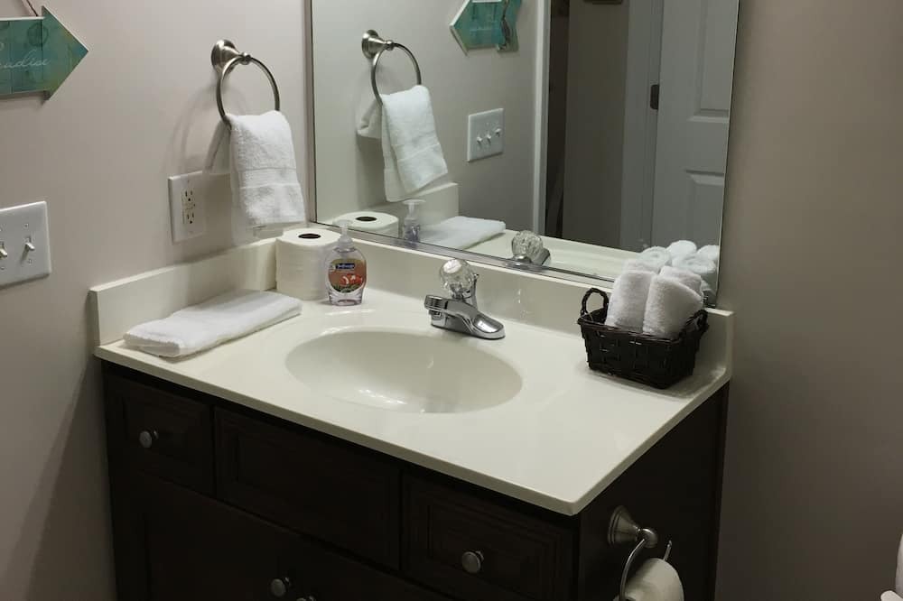 Photo of Bathroom in Calabash
