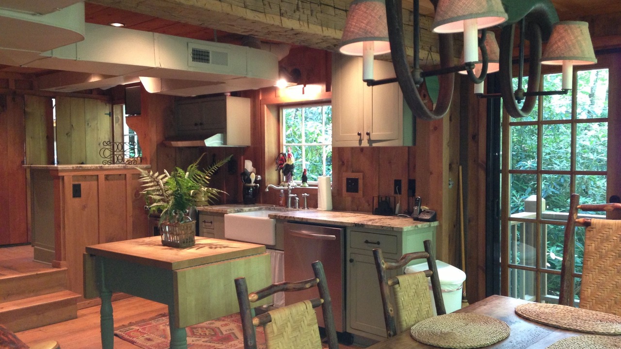 Photo of Kitchen in Mirror Lake