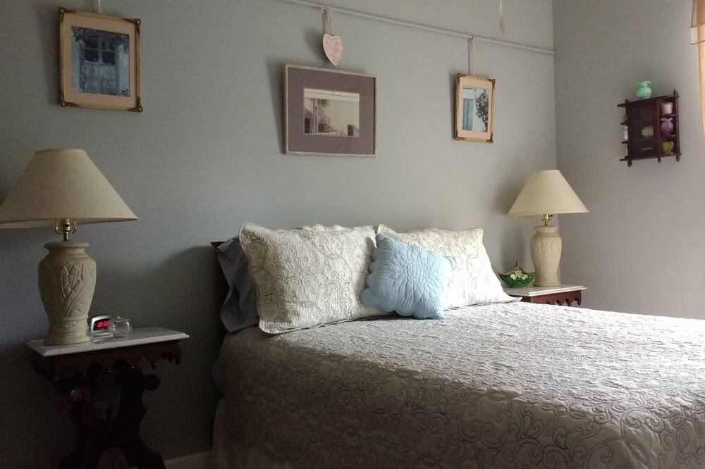 Photo of Bedroom in Lynchburg