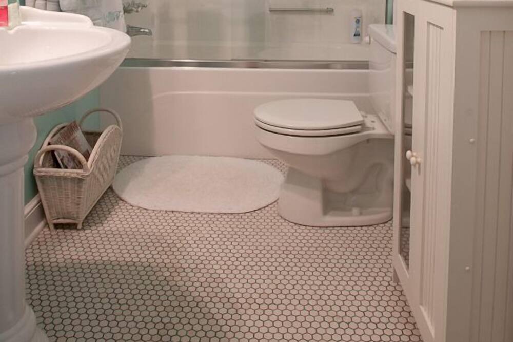 Photo of Bathroom in Lynchburg