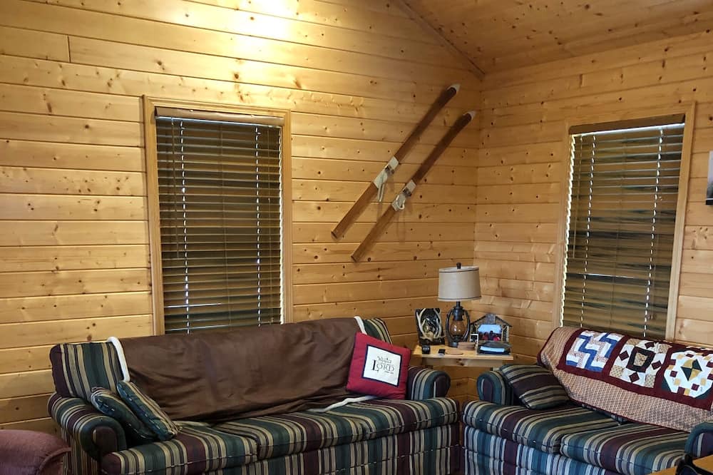 Photo of Livingroom in Purlear