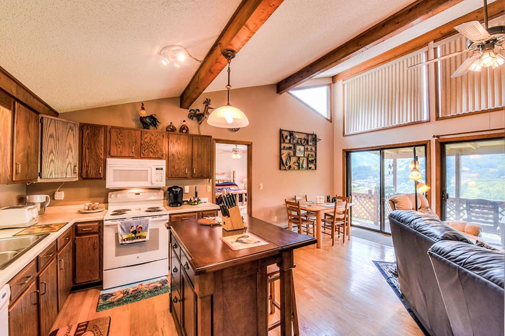 Photo of Kitchen in Valley Creek Run