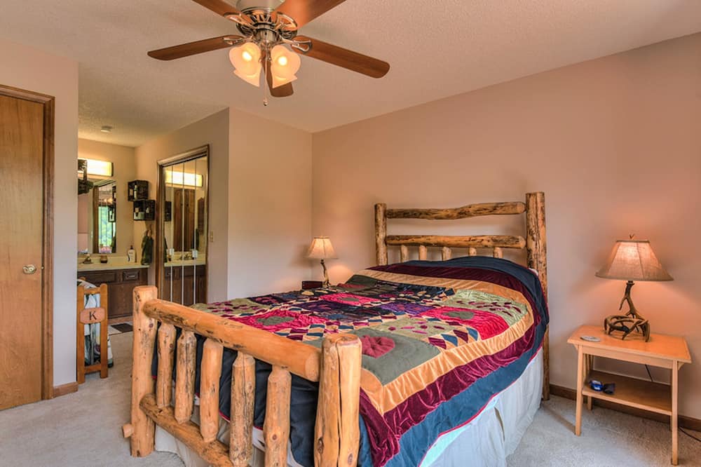 Photo of Bedroom in Valley Creek Run