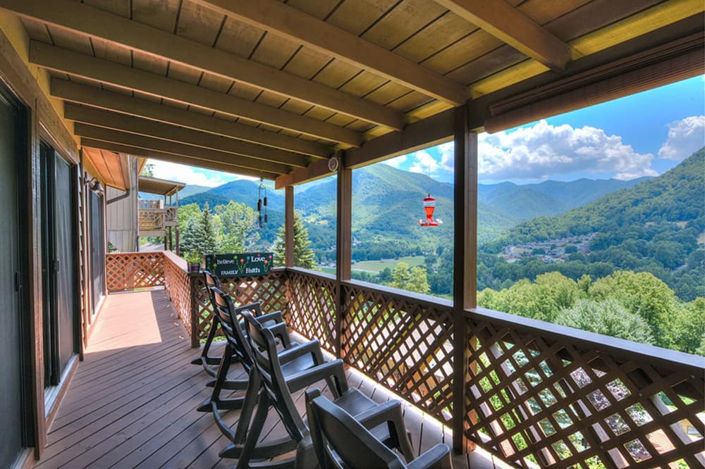 Photo of Patio Balcony in Valley Creek Run