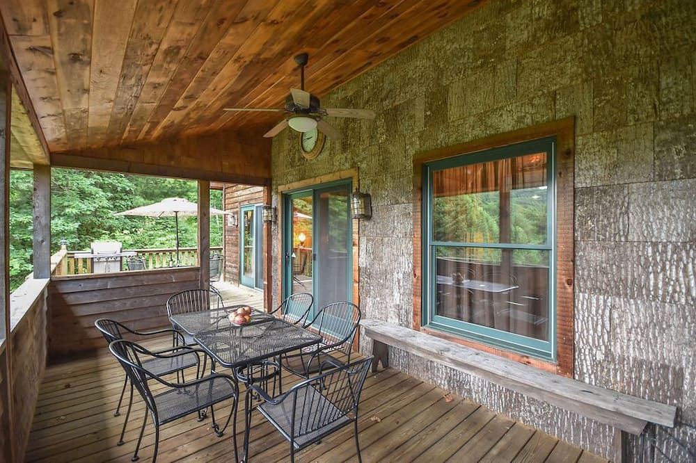 Photo of Outdoor in Apple Ridge