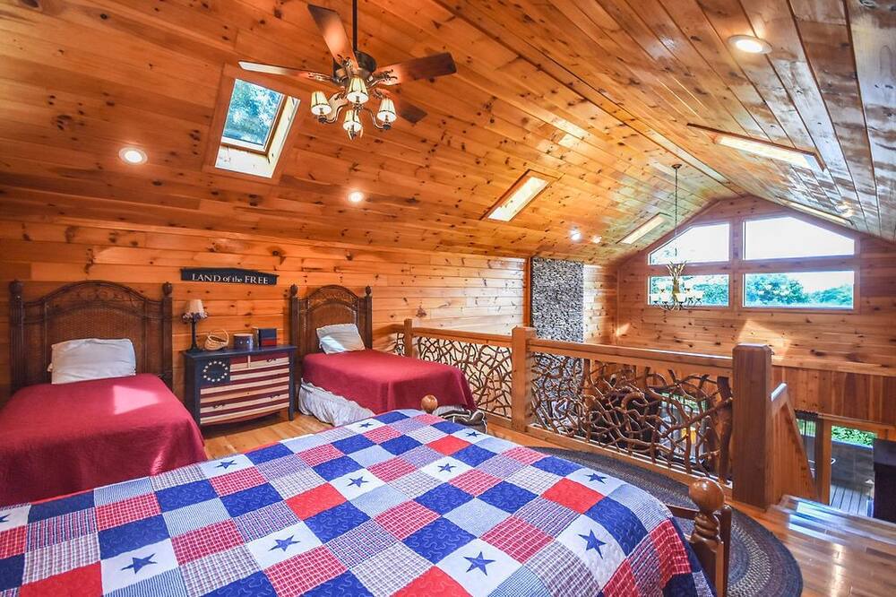 Photo of Bedroom in Apple Ridge