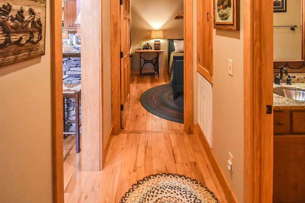 Photo of Bathroom in Apple Ridge