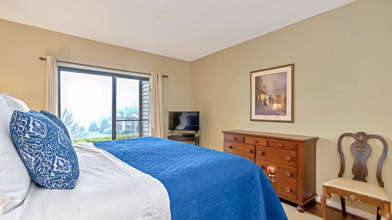 Photo of Bedroom in Blowing Rock