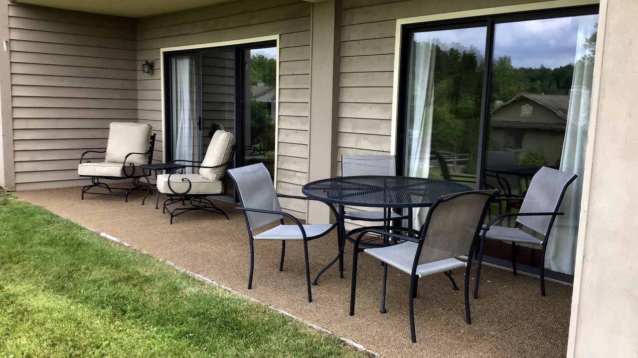 Photo of Patio Balcony in Blowing Rock