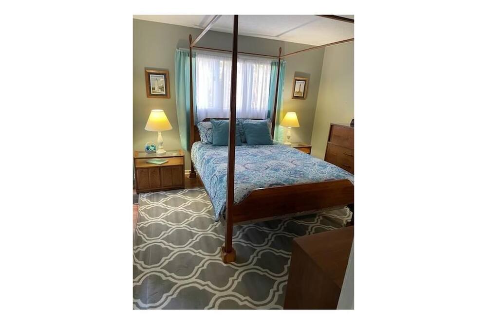 Photo of Bedroom in Bald Head Island