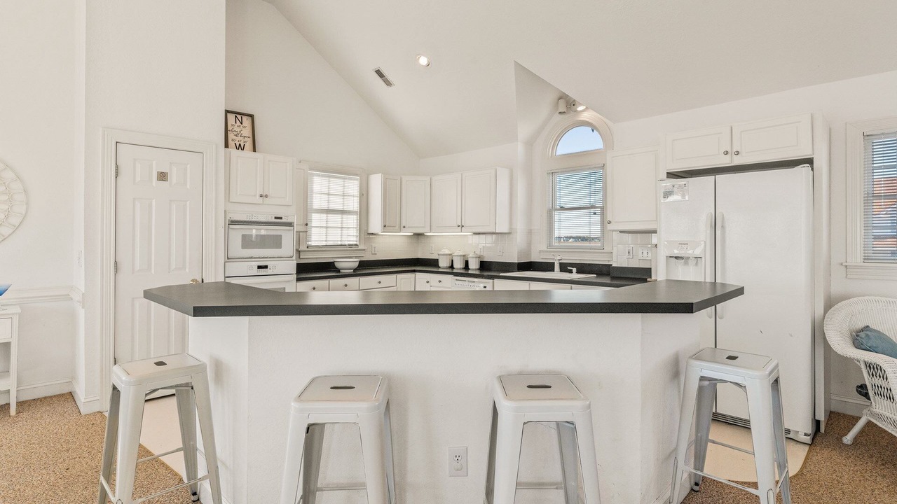 Photo of Kitchen in Manteo