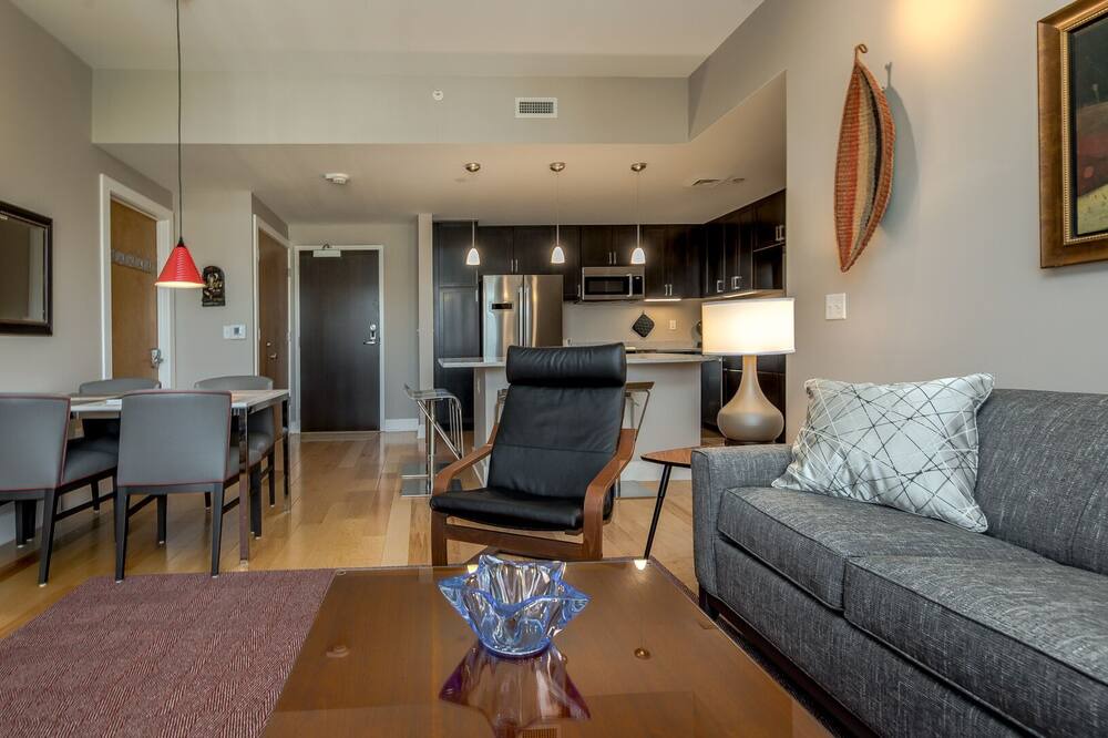 Photo of Livingroom in South French Broad