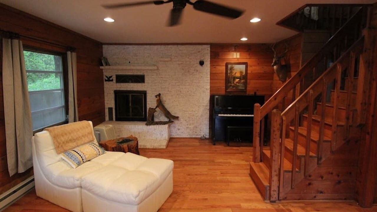 Photo of Livingroom in Hendersonville