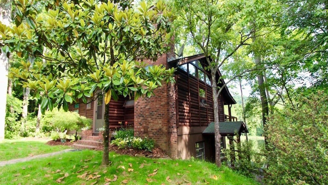Photo of Outdoor in Hendersonville