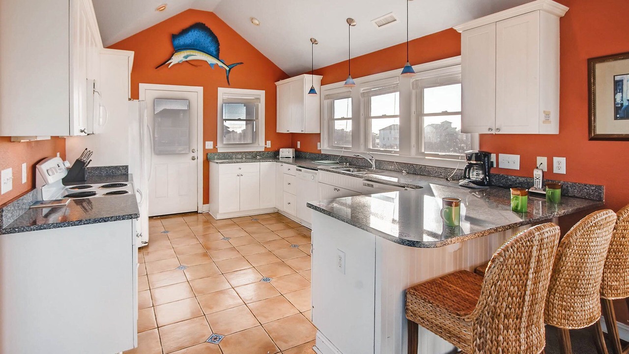 Photo of Kitchen in Wind Over Waves