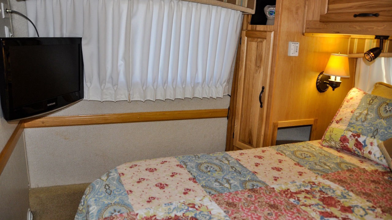 Photo of Bedroom in Bostic