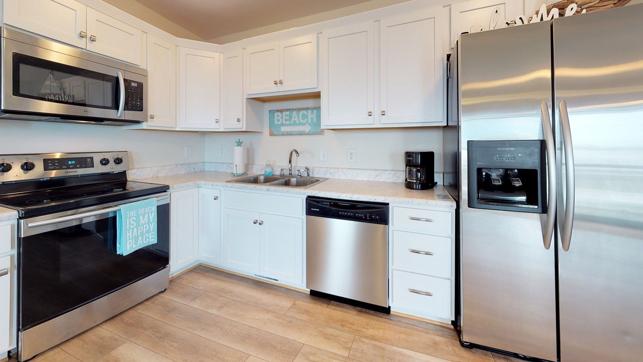 Photo of Kitchen in Surf City