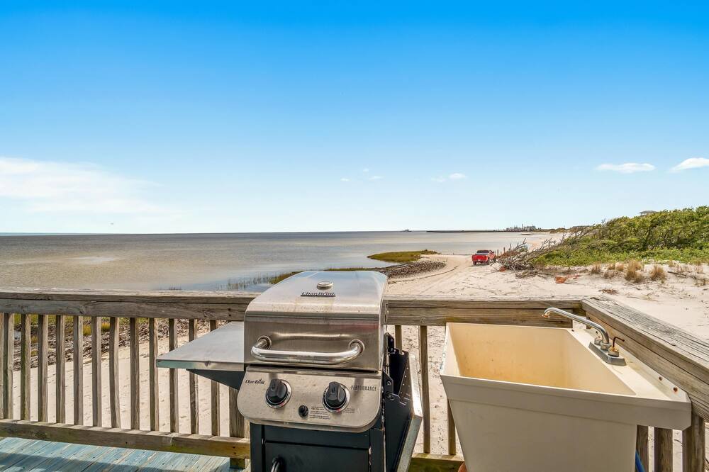 Photo of Patio Balcony in Cedar Island