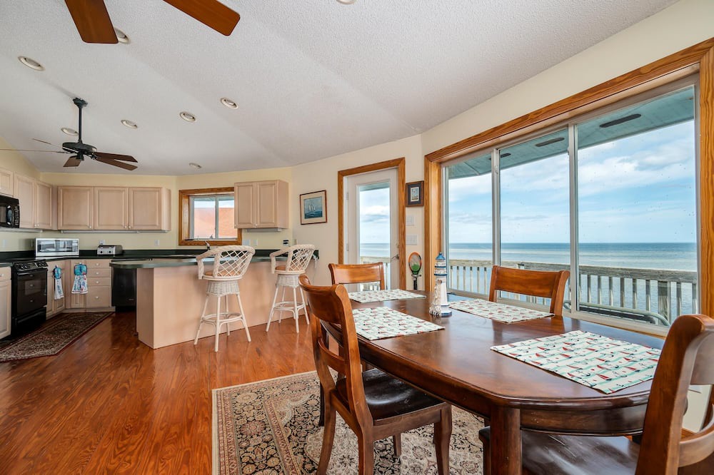 Photo of Kitchen in Cedar Island