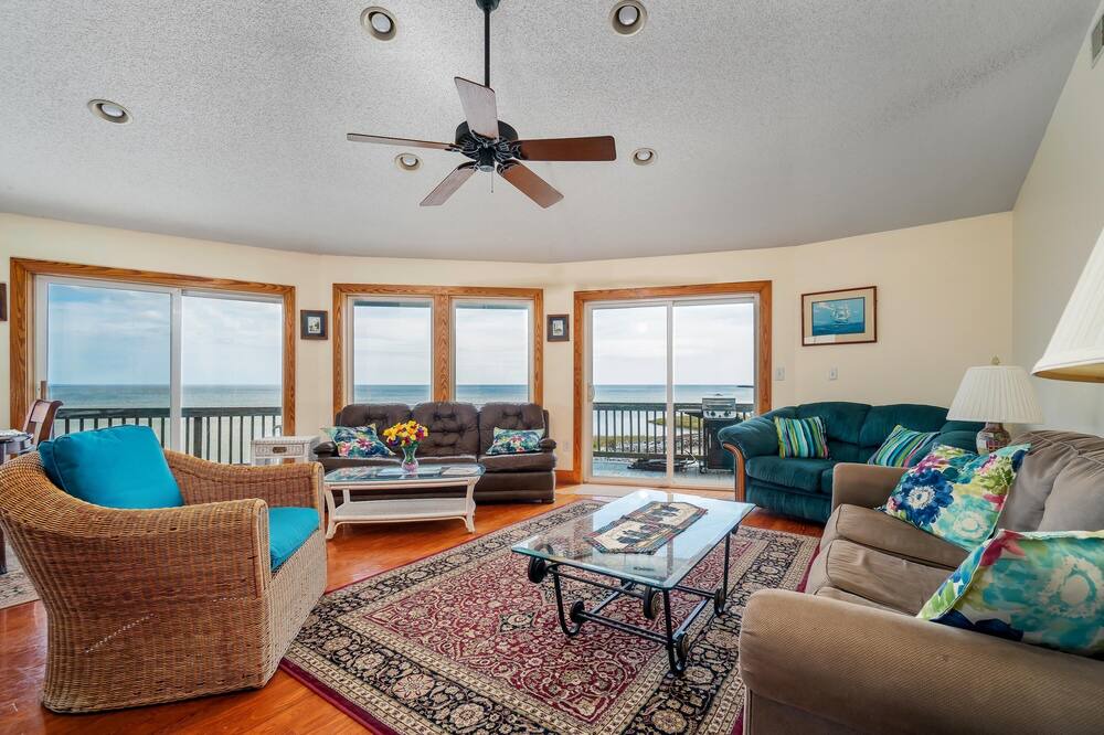 Photo of Others in Cedar Island