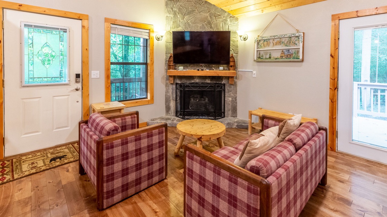 Photo of Livingroom in Qualla
