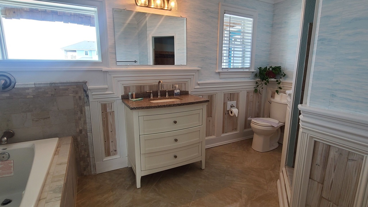 Photo of Bathroom in Colington