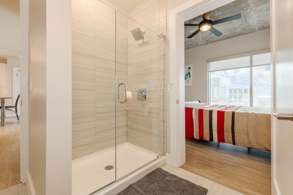 Photo of Bathroom in Second Ward