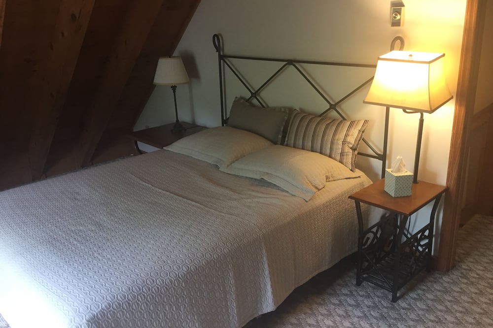 Photo of Bedroom in Blowing Rock