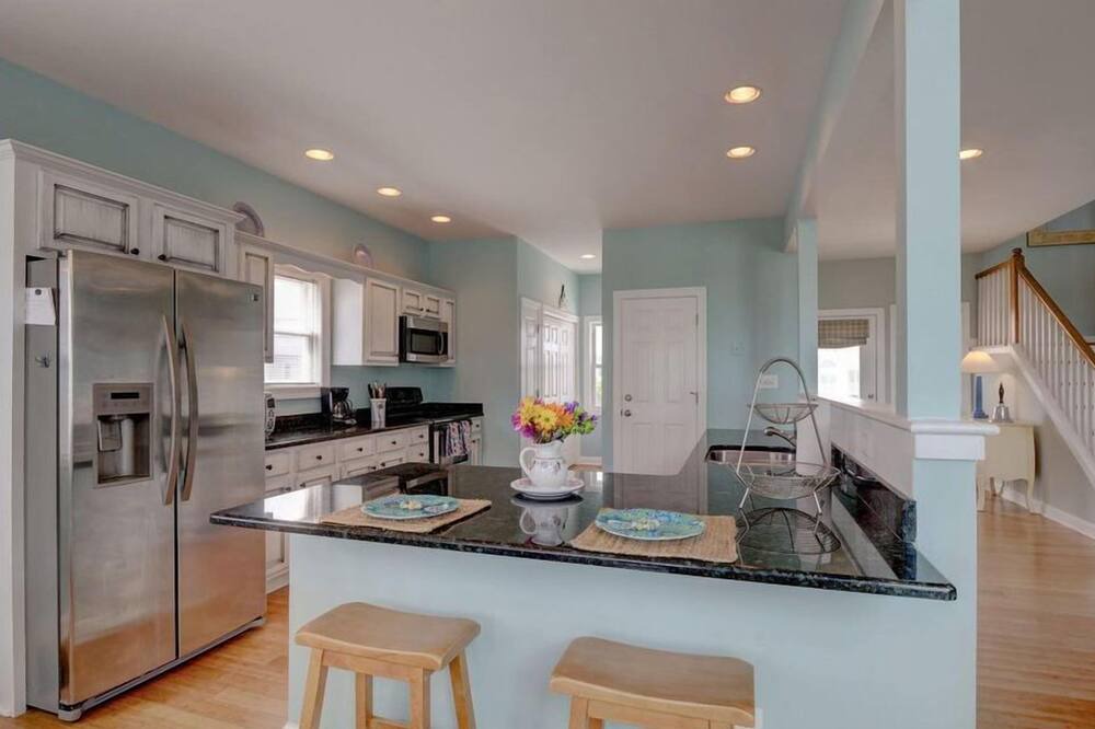 Photo of Kitchen in Village of Stump Sound