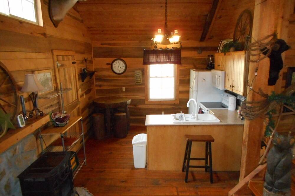Photo of Kitchen in Maggie Valley