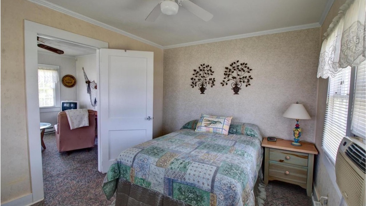 Photo of Bedroom in Harkers Island
