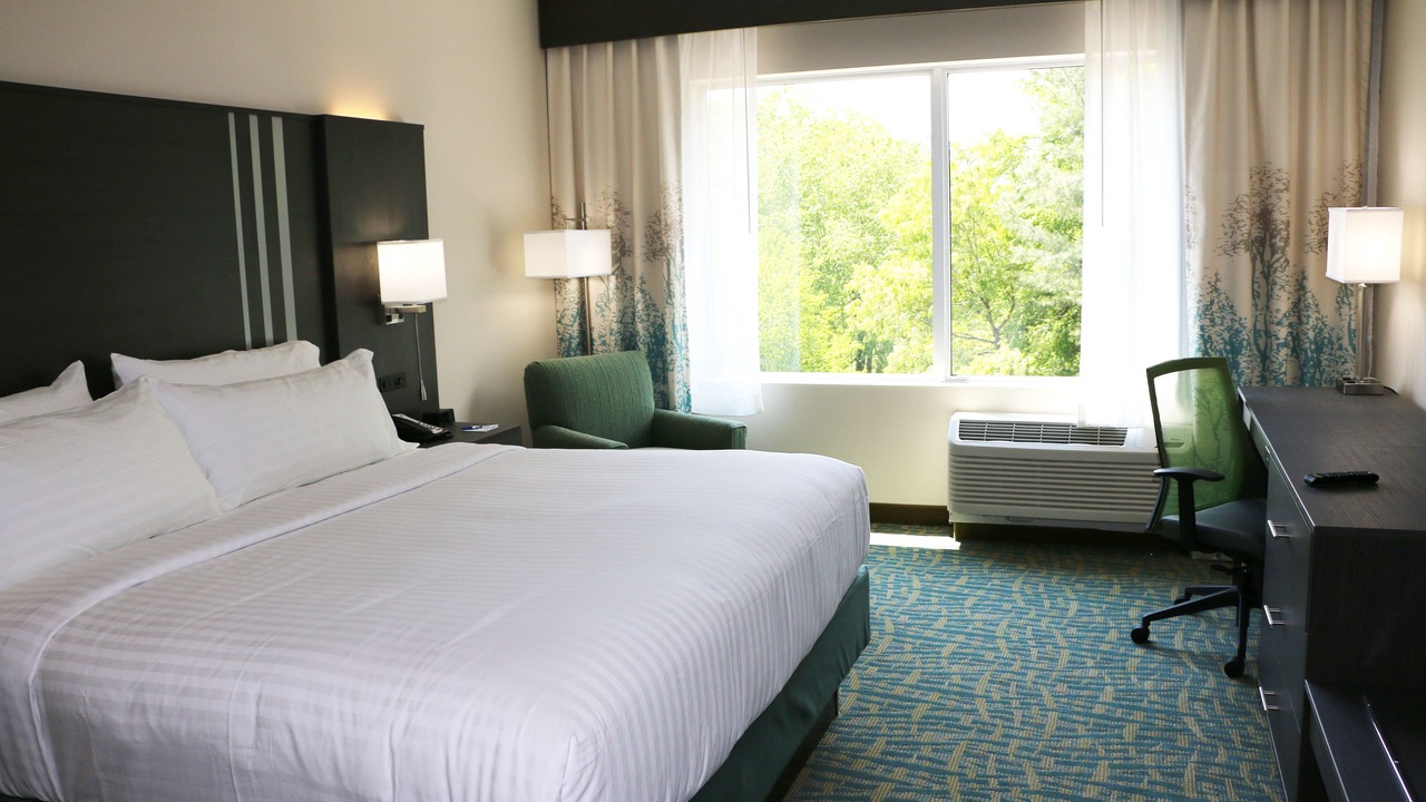Photo of Bedroom in Flat Rock