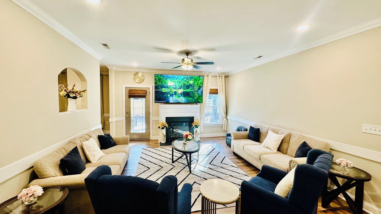Photo of Livingroom in Rocky Mount