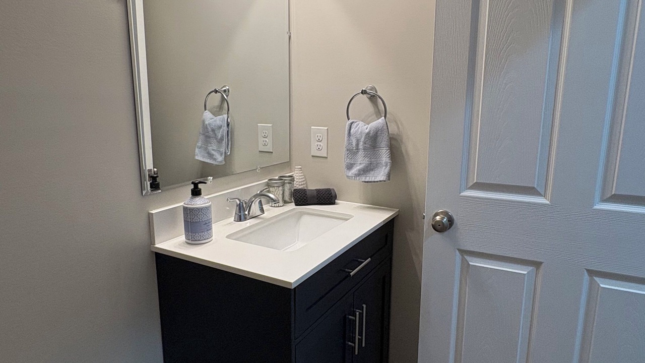 Photo of Bathroom in Long View