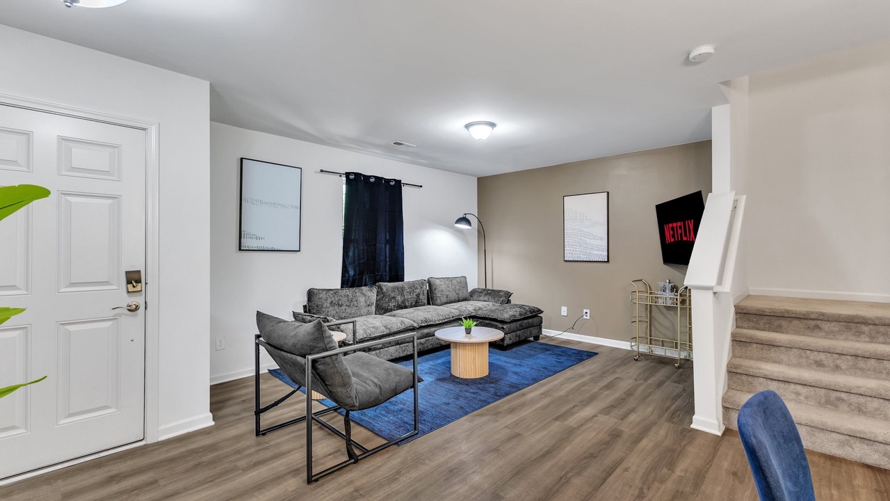 Photo of Livingroom in Southwest Raleigh