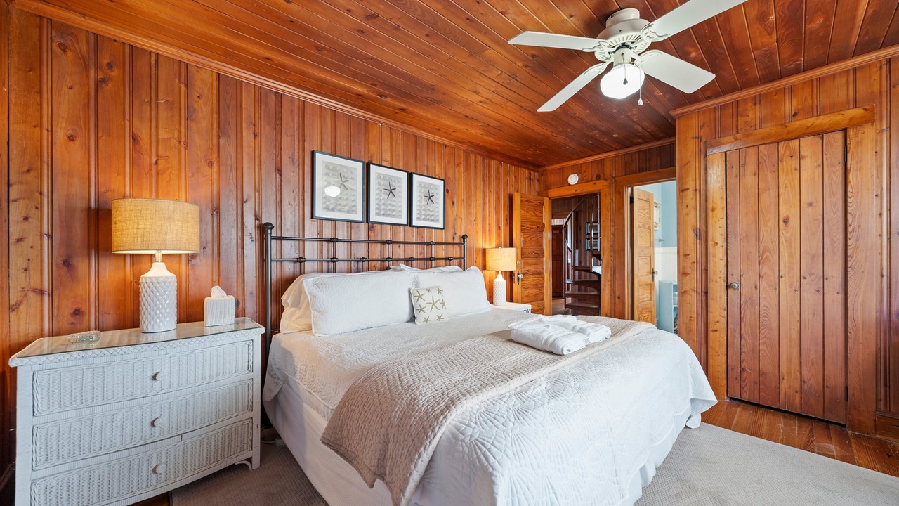 Photo of Bedroom in Kill Devil Hills