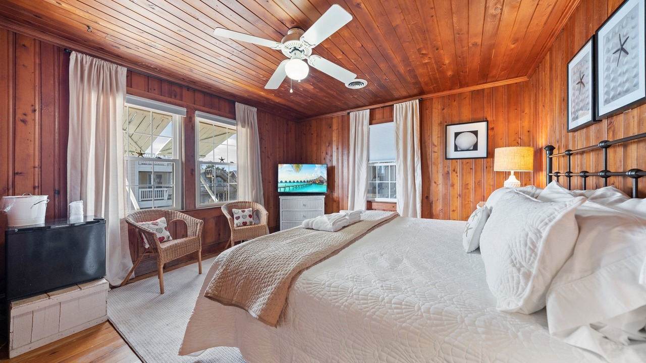 Photo of Bedroom in Kill Devil Hills
