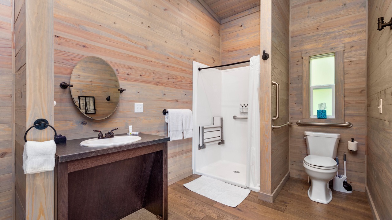 Photo of Bathroom in Arden