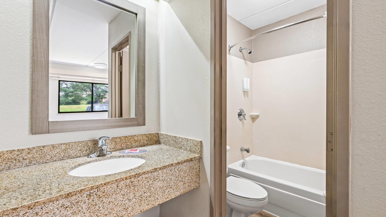 Photo of Bedroom in Hickory