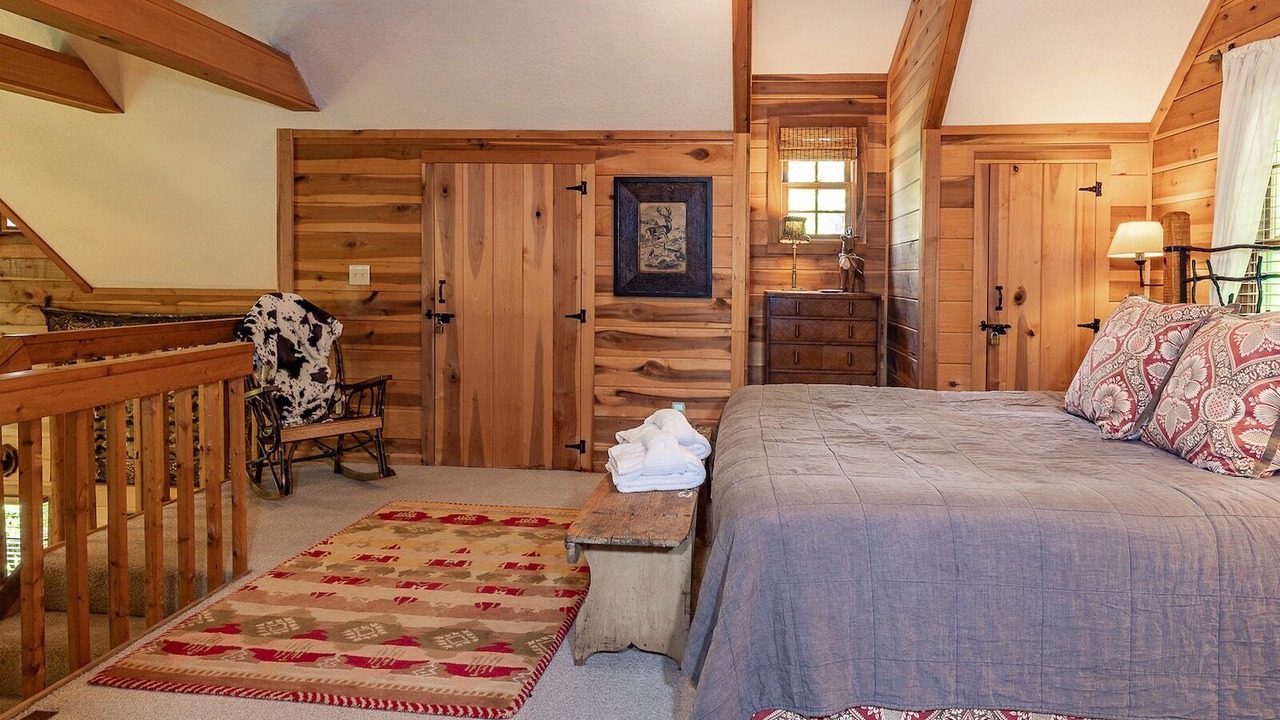 Photo of Outdoor in Lake Toxaway