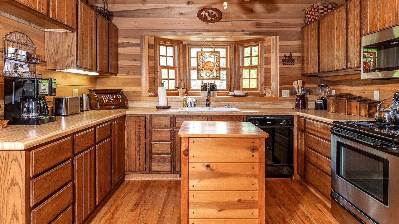 Photo of Kitchen in Lake Toxaway