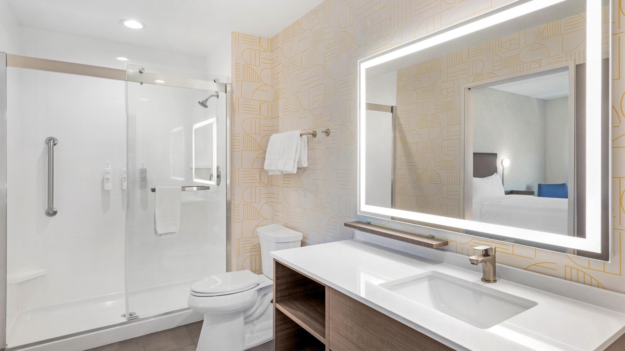Photo of Bathroom in Calera