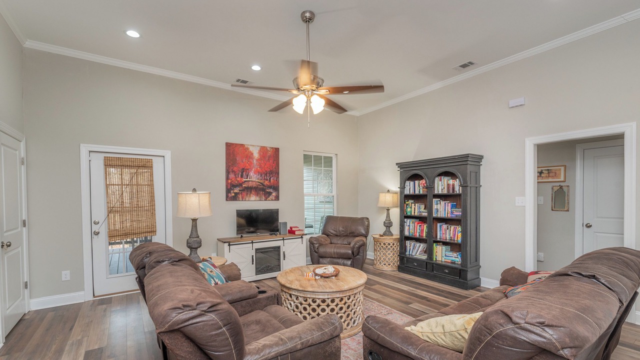 Photo of Livingroom in Burnettown