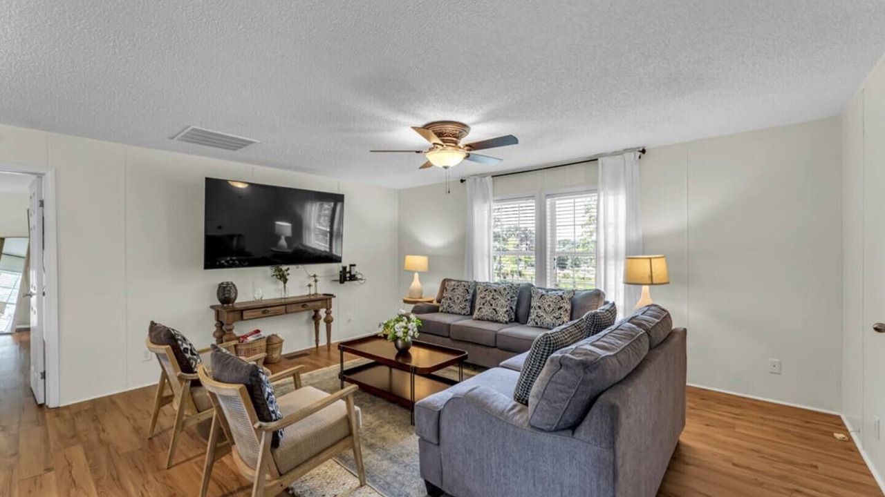 Photo of Livingroom in Kernersville