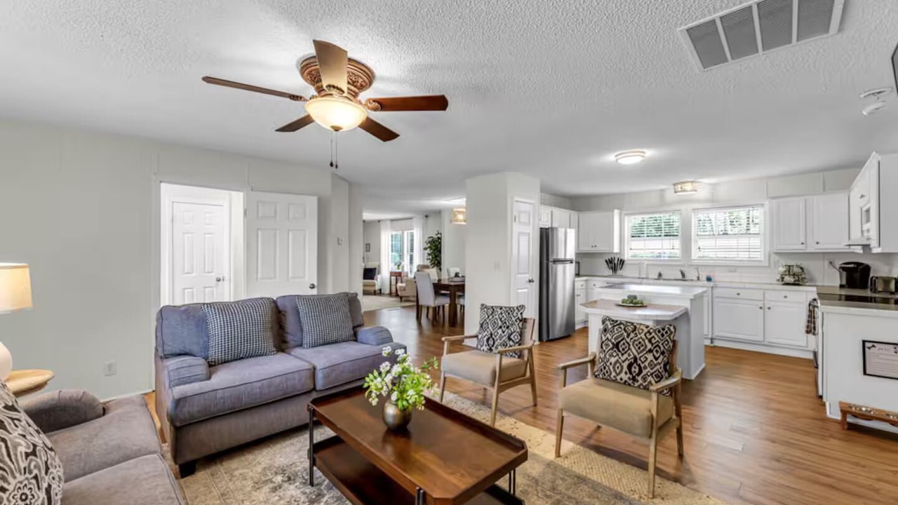Photo of Livingroom in Kernersville
