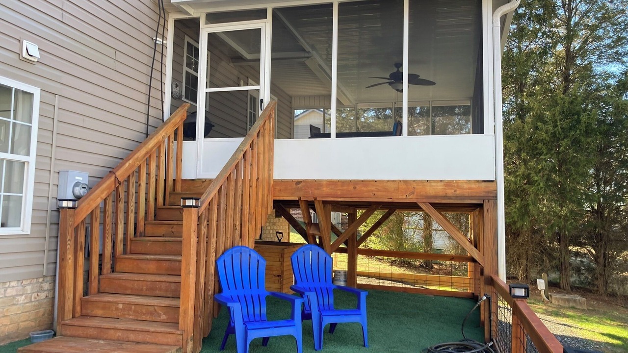 Photo of Patio Balcony in Lexington - Salisbury