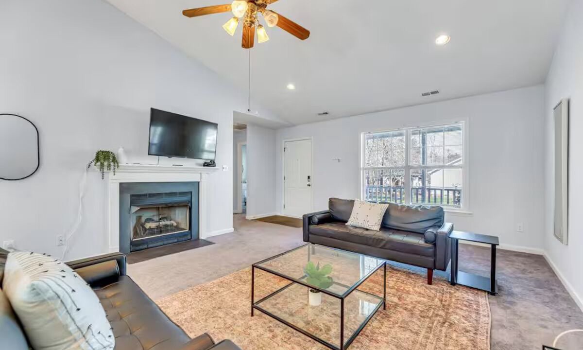 Photo of Livingroom in Kernersville