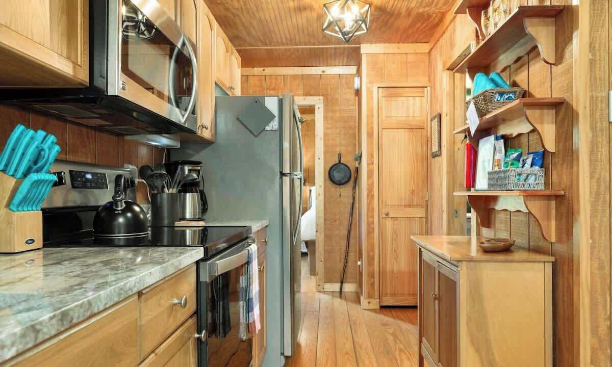 Photo of Kitchen in Chimney Rock