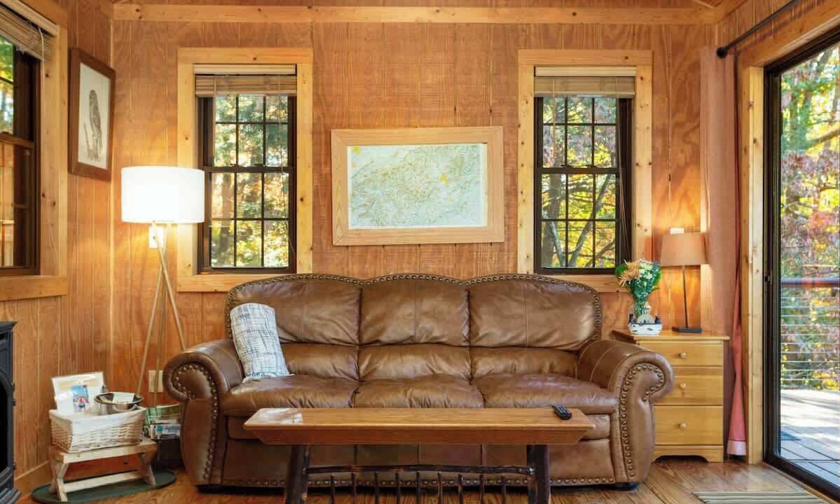 Photo of Livingroom in Chimney Rock